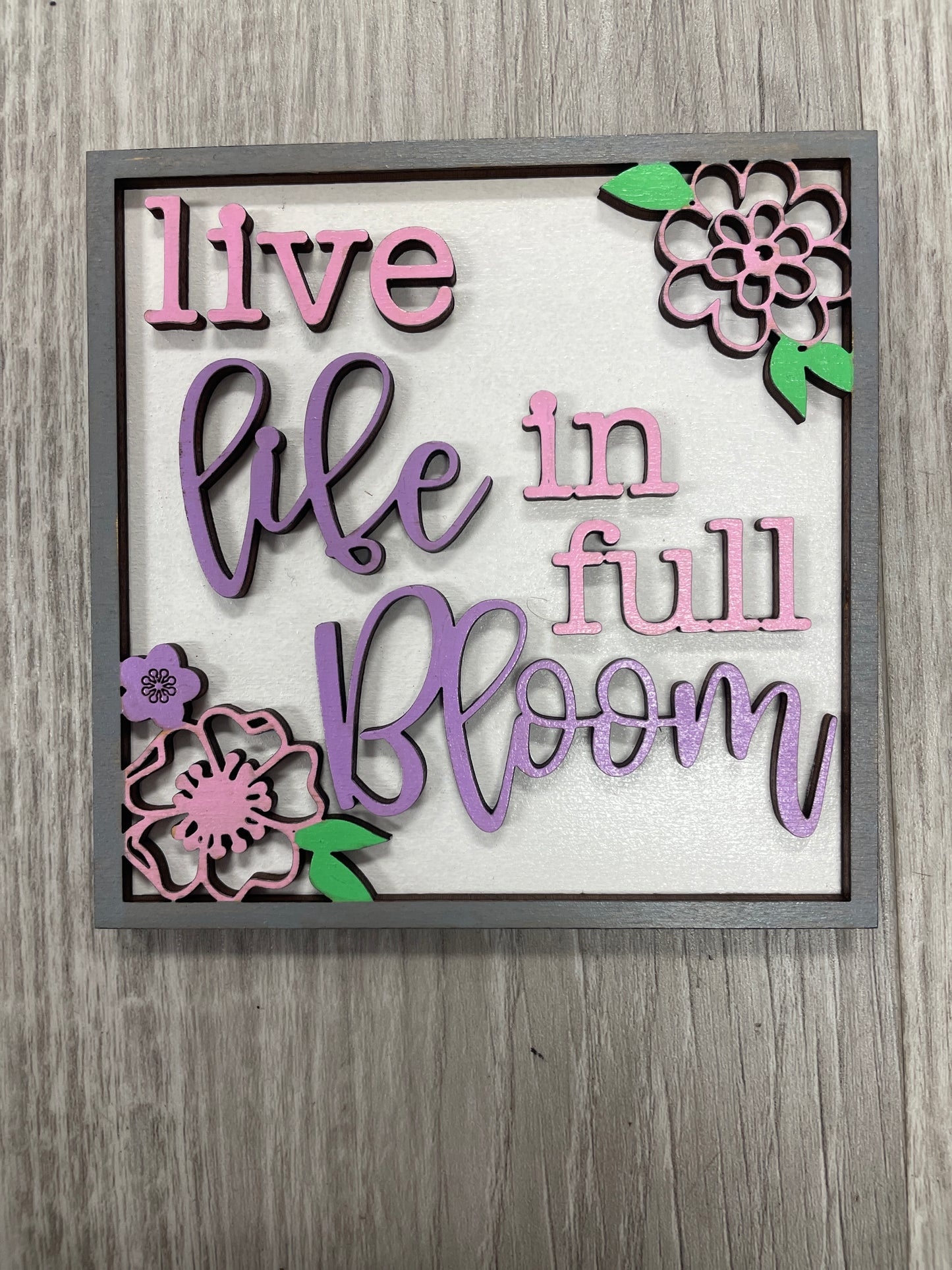 Spring interchangeable square inserts