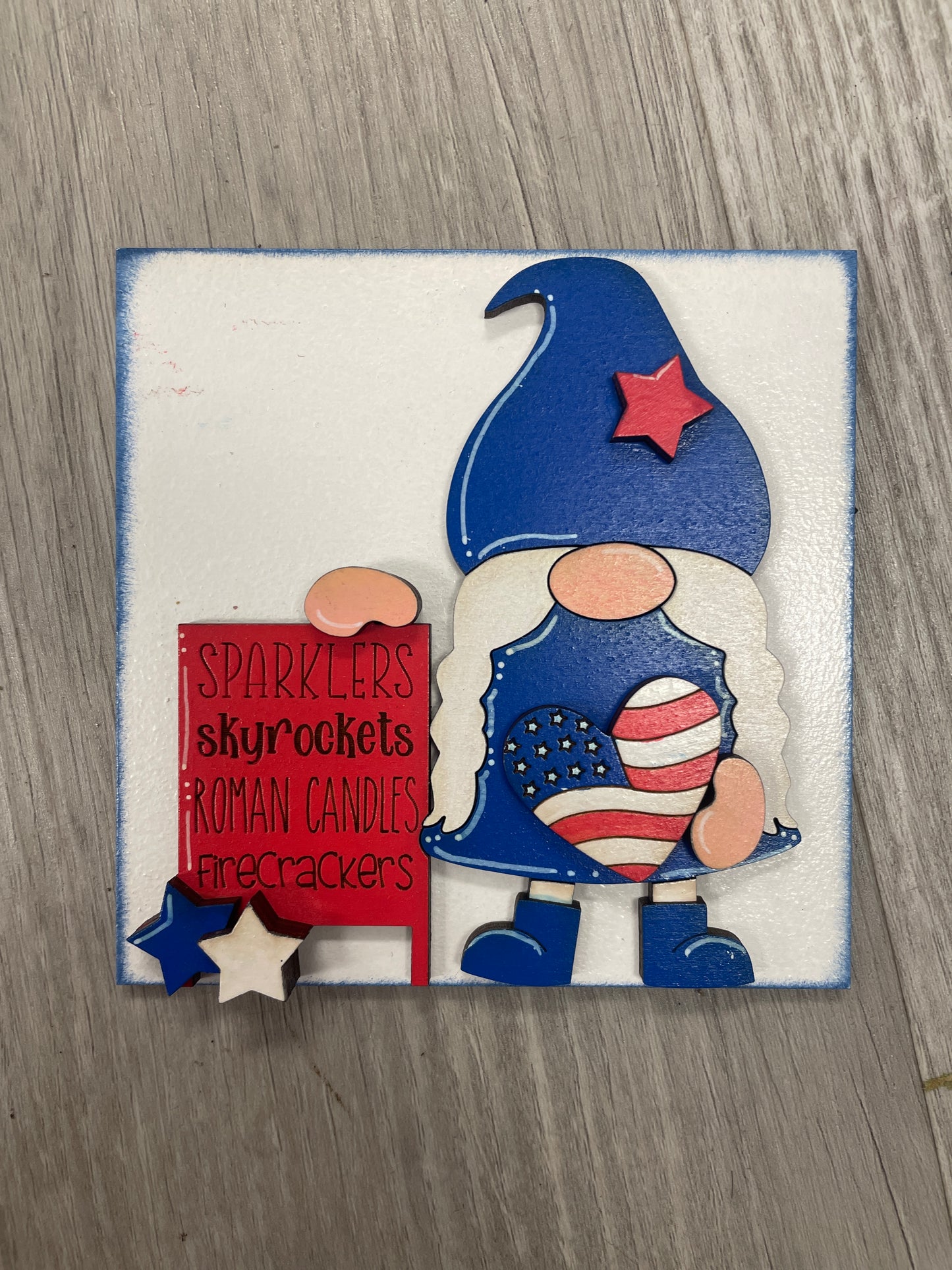 Fourth of July themed interchangeable square and rectangle inserts