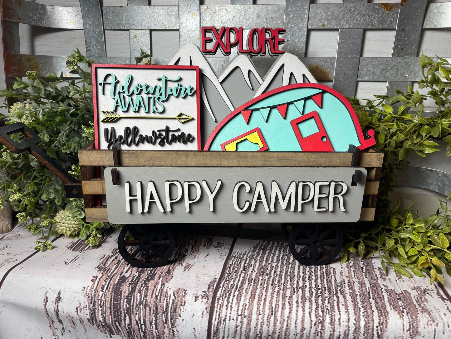 Happy camper wagon/shelf set