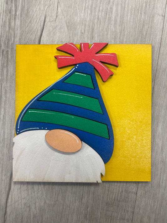 Birthday party gnome (head) square insert