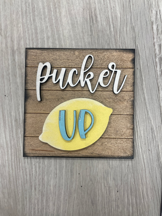 Pucker up lemon square insert