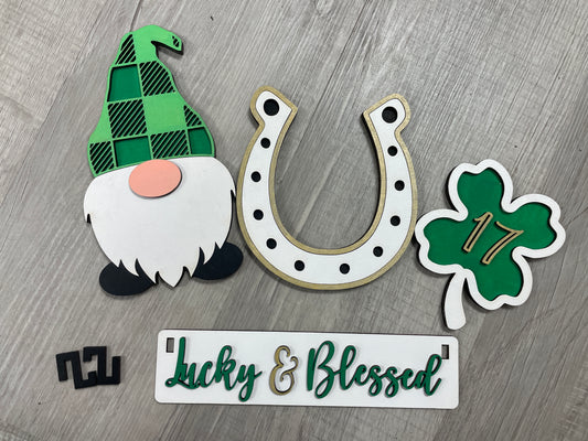 Lucky & Blessed wagon/shelf set