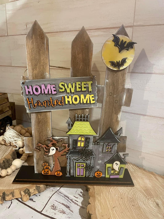 Home sweet haunted home interchangeable fence set